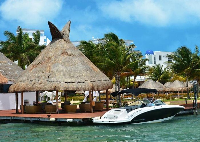 SUNSET MARINA RESORT & YACHT CLUB - Updated 2023 Prices & Hotel Reviews  (Cancun, Mexico)